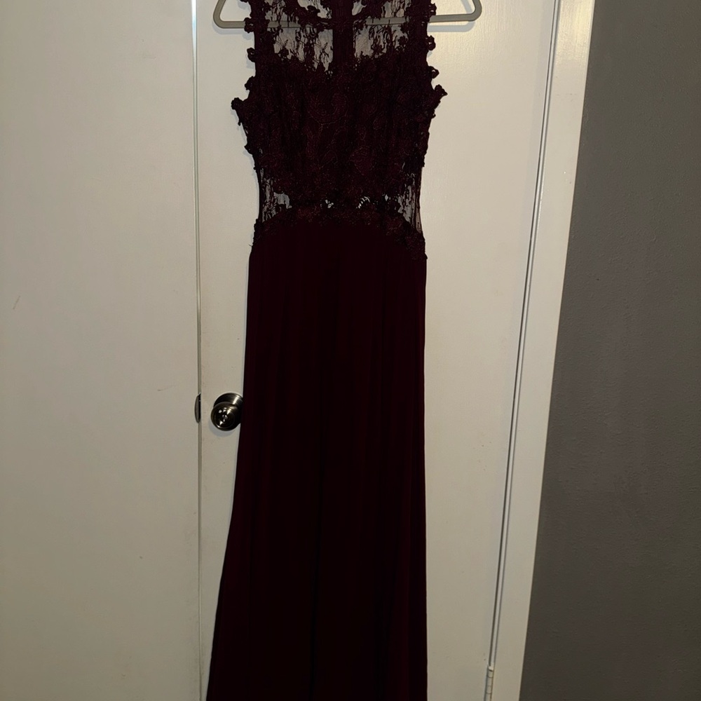 Soieblu Burgundy Midi Dress with Lace Detail